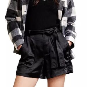 Banana Republic Satin Utility Shorts in Black - Size 2 BRAND NEW with tags